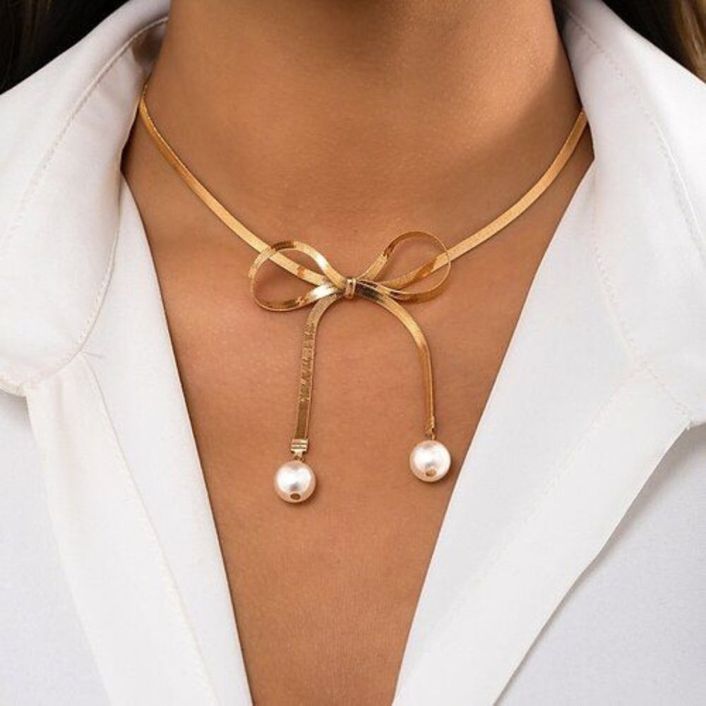 Elegant Gold Tone Bow Front Necklace Faux Pearl Dangle Flat Link Chain Jewelry